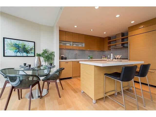 701 1277 MELVILLE STREET - Coal Harbour Apartment/Condo for sale, 2 Bedrooms (R2015542) #10