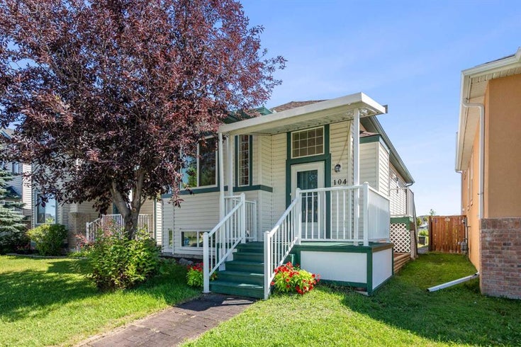 104 Saddlemead Road NE - Saddle Ridge Detached for Sale, 3 Bedrooms (A2239540)