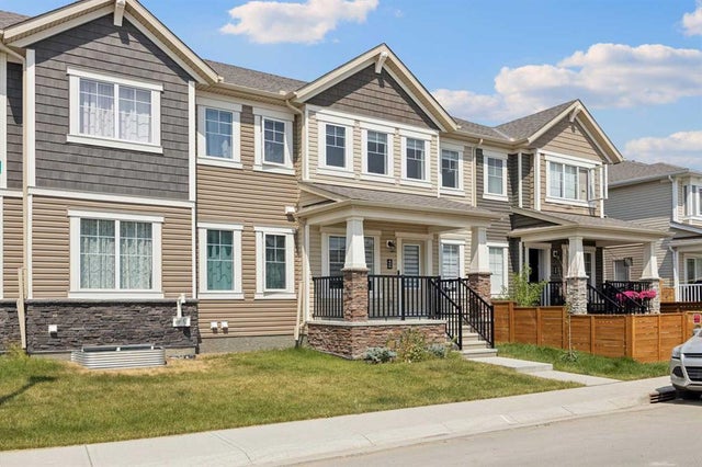 400 Windbury Link SW - South Windsong Row/Townhouse for sale, 3 Bedrooms (A2150333)
