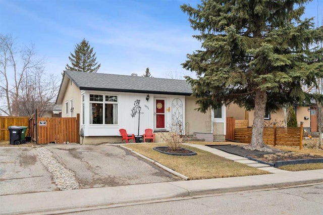 7831 20A Street SE - Ogden Detached for Sale, 3 Bedrooms (A2206089)