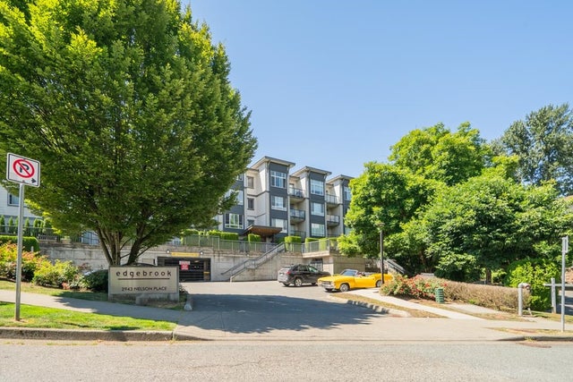 318 2943 NELSON PLACE - Central Abbotsford Apartment/Condo for sale, 2 Bedrooms (R2898925)