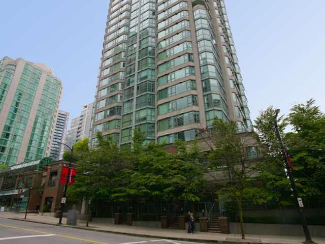 1002 888 Hamilton Street - Downtown VW Apartment/Condo(V889110)