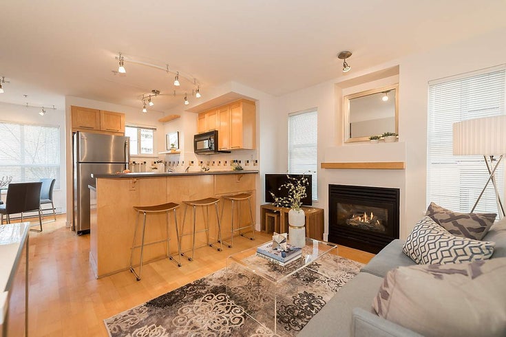 2 2446 W 4th Avenue - Kitsilano Apartment/Condo(R2030569)