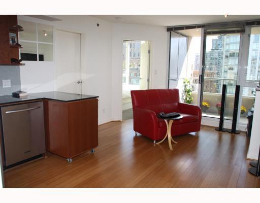 907 822 Seymour Street - Downtown VW Apartment/Condo(V790736)