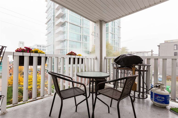 208 137 E 1st Street - Lower Lonsdale Apartment/Condo(R2325924)