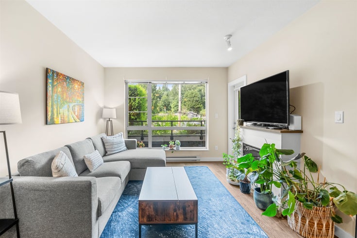 215 - 1330 Marine Drive - Pemberton NV Apartment/Condo for Sale, 1 Bedroom (R3030104)
