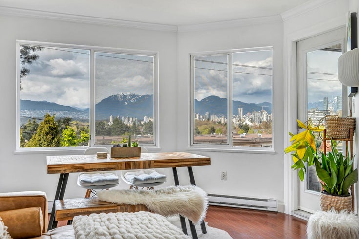 304 2057 W 3Rd Ave - Kitsilano Apartment/Condo, 1 Bedroom (R2683629)