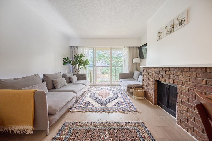302 1515 Chesterfield Ave - Central Lonsdale Apartment/Condo, 1 Bedroom 