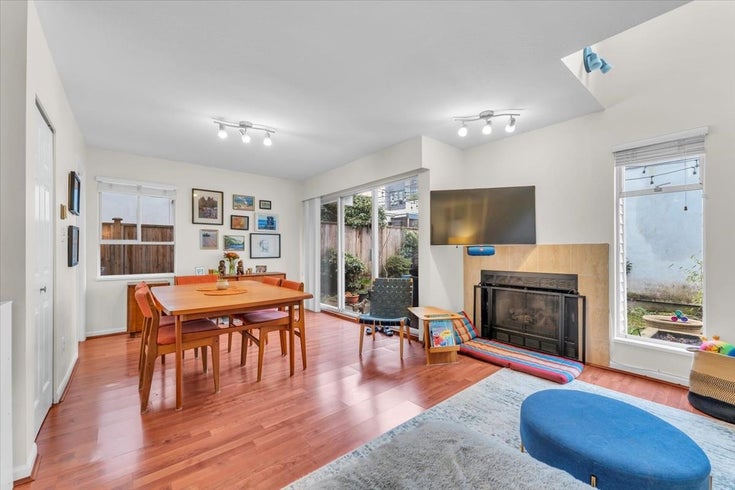 3060 W 8th Avenue - Kitsilano Half Duplex for Sale, 3 Bedrooms (R2978921)