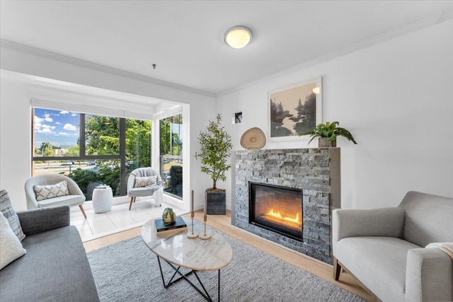 206 - 2160 Cornwall Avenue - Kitsilano Apartment/Condo for Sale, 2 Bedrooms (R3023683)