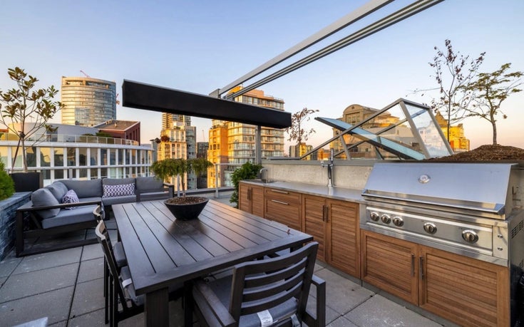 2502 - 999 Seymour Street - Downtown VW Apartment/Condo for Sale, 2 Bedrooms (R3035683)