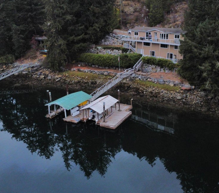 12949 OYSTER BAY ROAD - Pender Harbour Egmont House with Acreage for sale, 4 Bedrooms (R2855467)