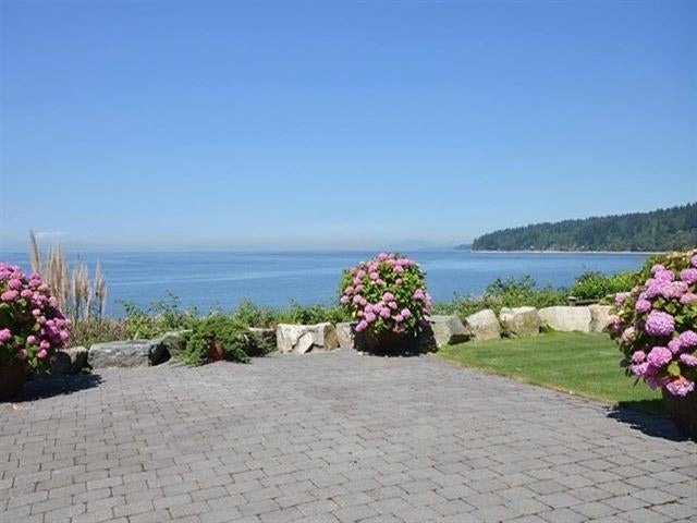 1698 OCEAN BEACH ESPLANADE - Gibsons & Area House/Single Family for Sale, 4 Bedrooms (R2886268)