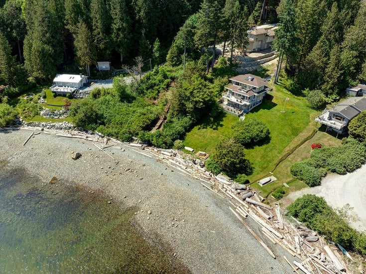 7659 Redrooffs Road - Halfmn Bay Secret Cv Redroofs Single Family Residence for Sale, 3 Bedrooms (R2943048)