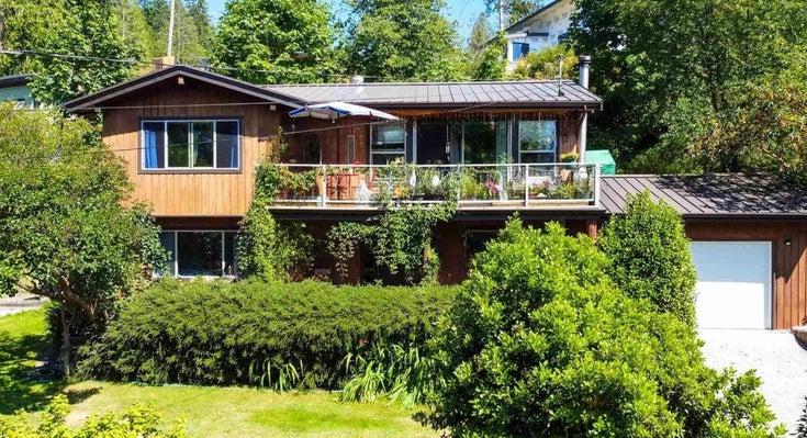 4222 Irvines Landing Road - Pender Harbour Egmont Single Family Residence for Sale, 3 Bedrooms (R3013523)