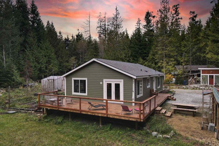 1751 BLOWER ROAD - Sechelt District House/Single Family for sale, 3 Bedrooms (R2512519)