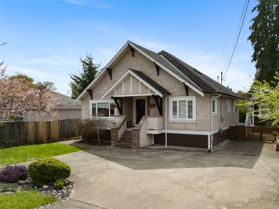 1715 Albert Ave - Vi Jubilee Single Family Residence for Sale, 2 Bedrooms (994921)