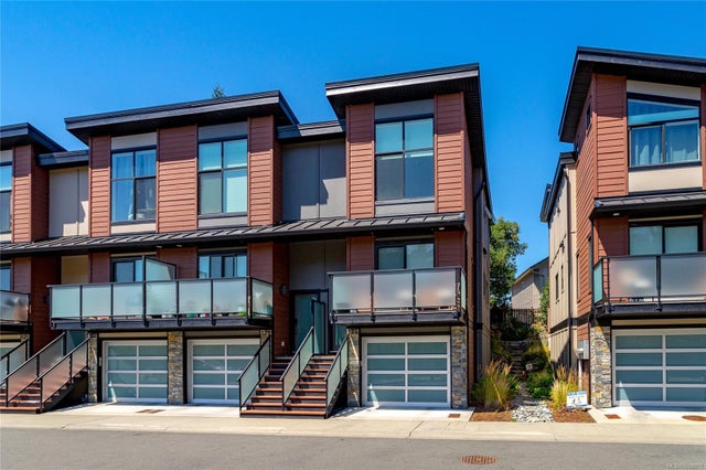 127 - 300 Phelps Ave - La Thetis Heights Townhouse for Sale, 3 Bedrooms (1008005)