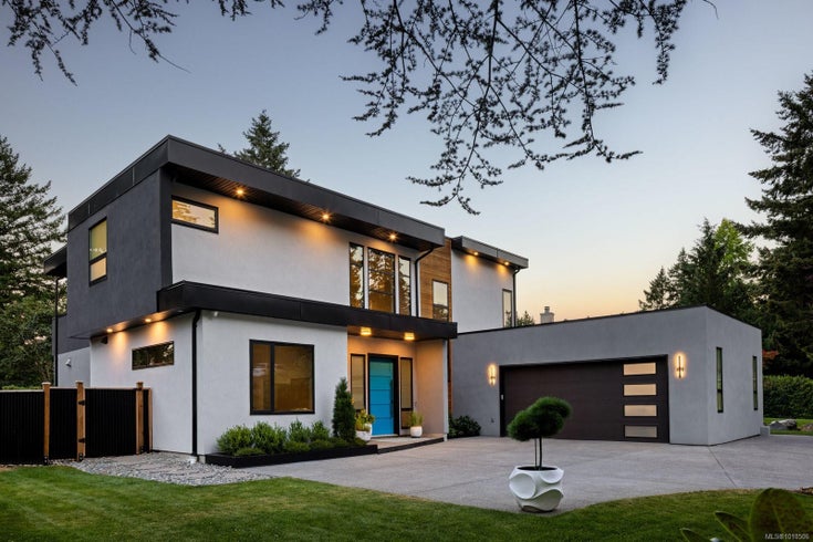 4673 Boulderwood Dr - SE Broadmead Single Family Residence for Sale, 4 Bedrooms (1018506)