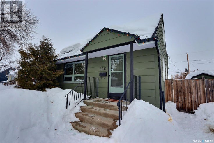226 24th ST E - Prince Albert House, 2 Bedrooms (SK884373)