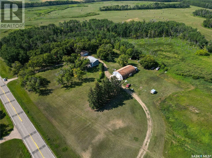 Hwy 2 South Acreage - Prince Albert Rm No 461 House for sale, 4 Bedrooms (SK940796)