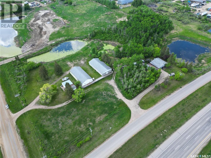 Hwy 2 Access Road Acreage - Prince Albert Rm No 461 House for Sale, 2 Bedrooms (SK979594)