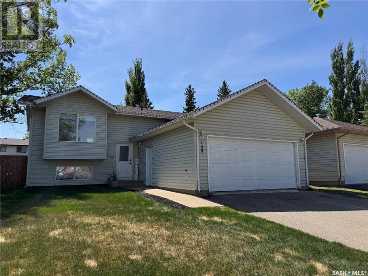 1581 Olive Diefenbaker DRIVE - Prince Albert House, 4 Bedrooms (SK007375)