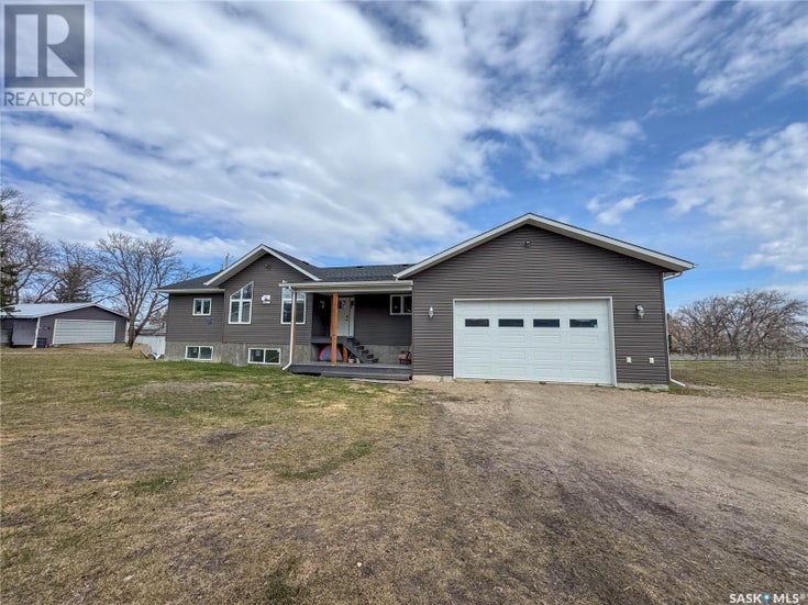 105 4th STREET - Birch Hills House for Sale, 6 Bedrooms (SK008832)