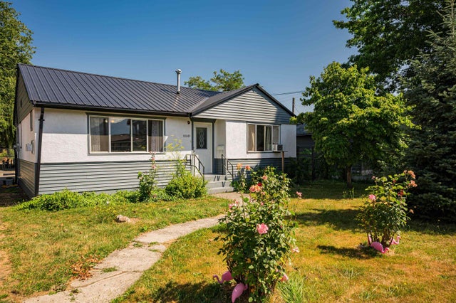 46085 FIFTH AVENUE - Chilliwack Downtown House/Single Family for sale, 2 Bedrooms (R2803665)
