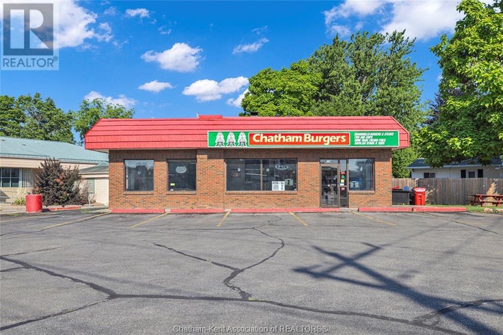 215 Grand AVENUE West - Chatham for Sale(25016719)