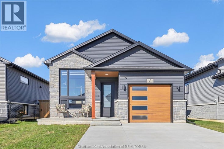 13 BAFFIN WAY - Chatham House for Sale, 2 Bedrooms (25028891)