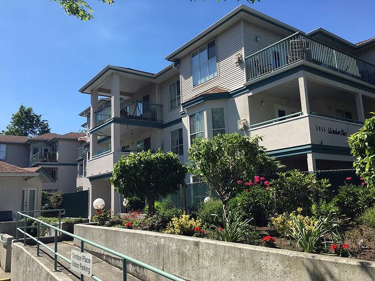 305 5955 177B STREET - Cloverdale BC Apartment/Condo, 2 Bedrooms (R2174825)