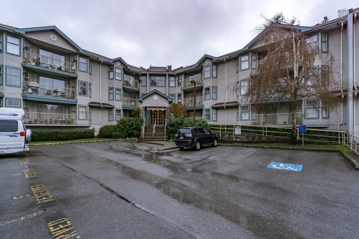 209 10743 139 STREET - Whalley Apartment/Condo, 2 Bedrooms (R2155602)