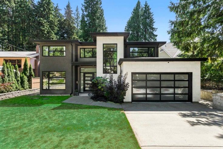 1891 Burrill Avenue - Lynn Valley Single Family Residence for Sale, 7 Bedrooms (R3033568)