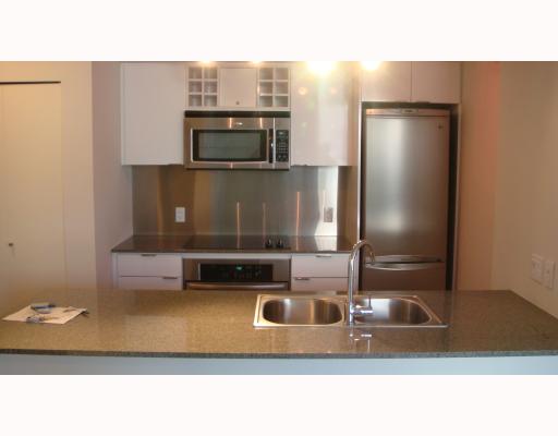 # 702 233 Robson St - Downtown VW Apartment/Condo for sale, 2 Bedrooms (V769941)