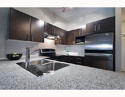 #121 1633 Mackay Av, Pemberton, North Vancouver  - Pemberton NV Apartment/Condo for sale, 1 Bedroom (V742284)