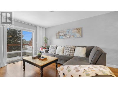 989 Swansea View Road Unit# 3 - Windermere Row / Townhouse for sale, 3 Bedrooms (10331905)