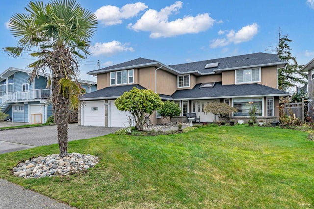 6585 Holly Park Drive - Holly Single Family Residence for Sale, 5 Bedrooms (R2978473)