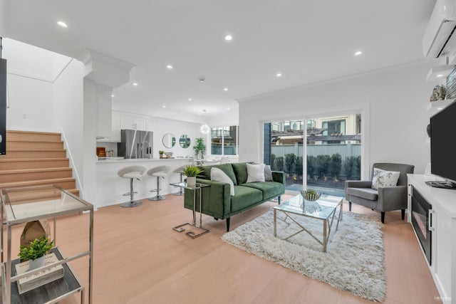 101 - 8233 Williams Road - Saunders Townhouse for Sale, 3 Bedrooms (R2992293)
