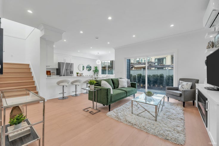 101 - 8233 Williams Road - Saunders Townhouse for Sale, 3 Bedrooms (R2992293)