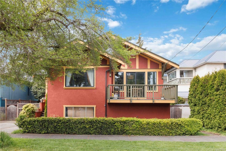 940 Empress Ave - Vi Central Park Single Family Residence for Sale, 6 Bedrooms (997831)