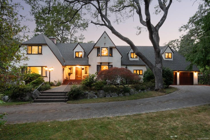 3290 Upper Terrace Rd - OB Uplands Single Family Residence for Sale, 4 Bedrooms (1003492)