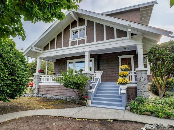 273 Linden Ave - Vi Fairfield West Single Family Residence for Sale, 6 Bedrooms (1003745)