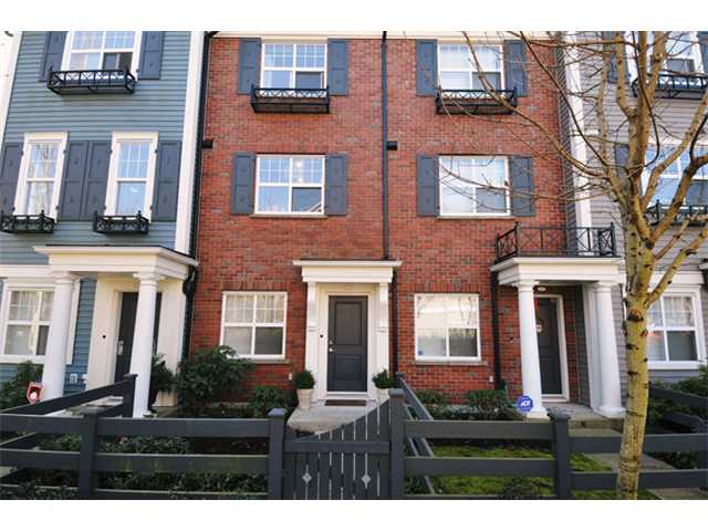 # 20 19538 BISHOPS REACH ST - South Meadows Townhouse for sale, 2 Bedrooms (V1109366)
