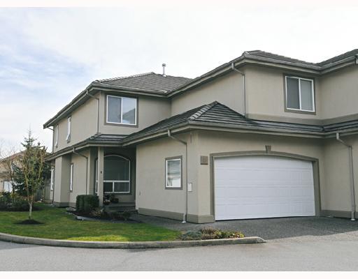 # 8 998 RIVERSIDE DR - Riverwood Townhouse, 3 Bedrooms (V707319)