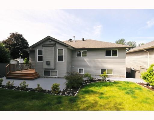 11332 MELVILLE ST - Southwest Maple Ridge House/Single Family, 6 Bedrooms (V758321)