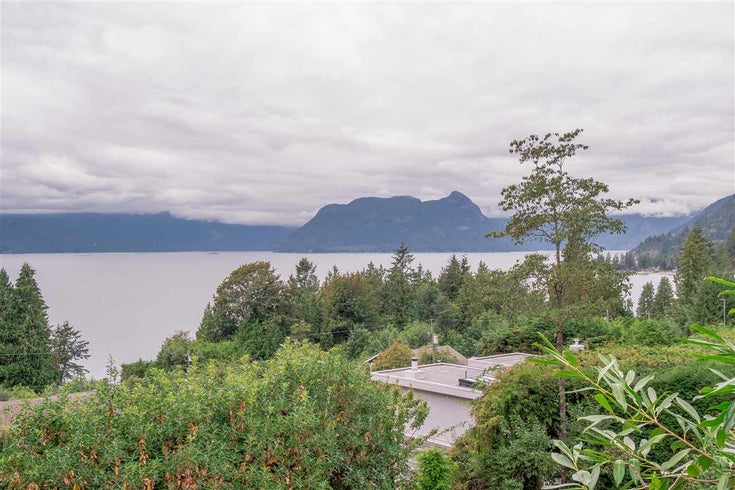 30 Cloudview Place, Lions Bay B.C. - Lions Bay House/Single Family, 4 Bedrooms (R2296245)