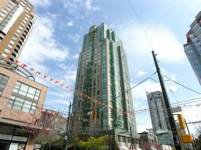 2208 1188 Howe Street - Downtown VW Apartment/Condo for sale, 2 Bedrooms (V997720)
