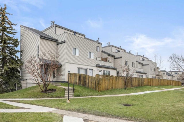 512, 1540 29 Street NW - St Andrews Heights Apartment for sale, 2 Bedrooms (A2128950)