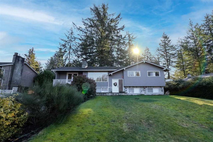 3170 OLD CLAYBURN ROAD - Abbotsford East House with Acreage, 5 Bedrooms (R2535412)